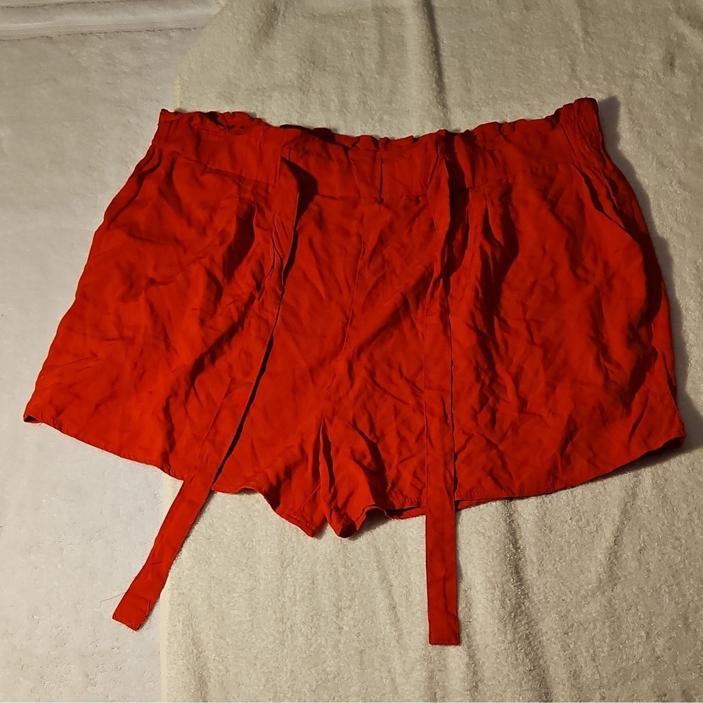Ambiance Apparel Shorts Women's Plus 3X Red Elastic Waist Tie Rayon‎ Casual